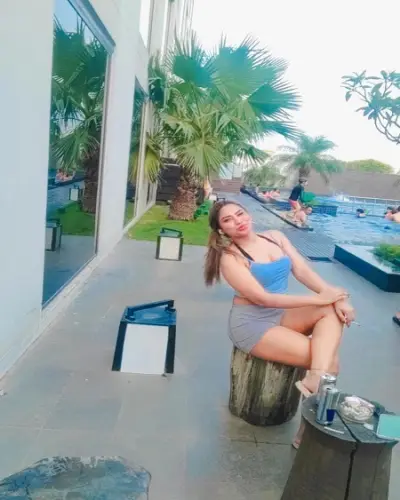 Escort Rahuri